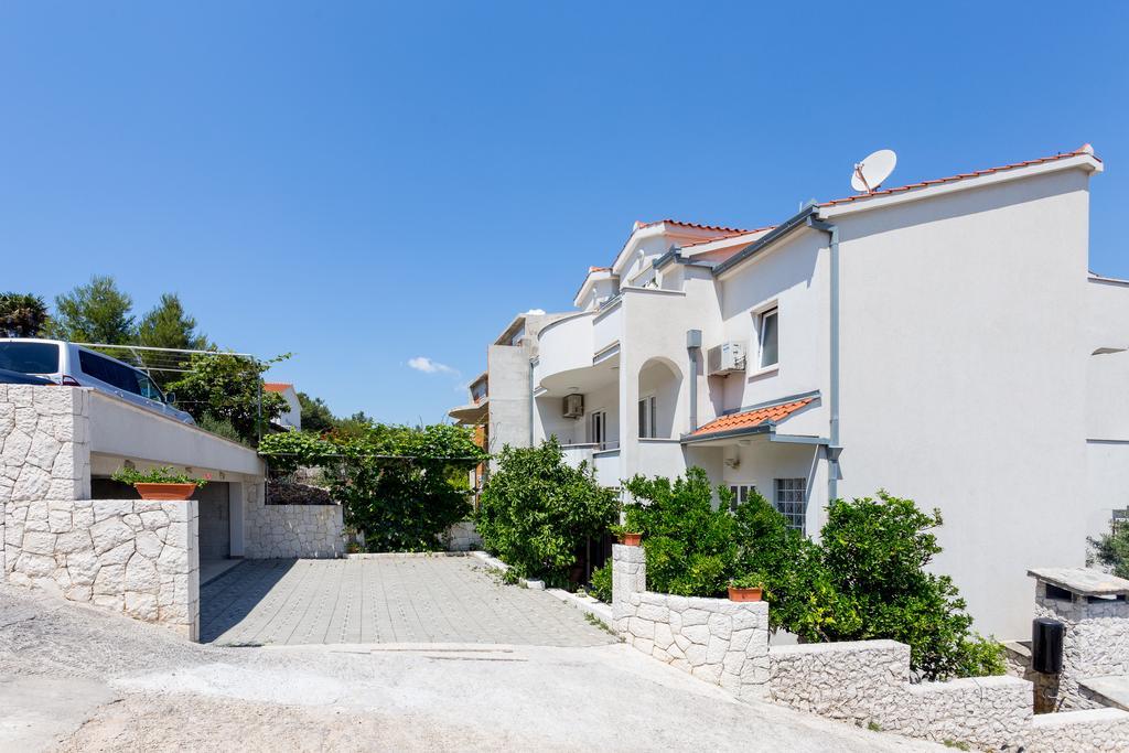 Apartments In Villa Top Trogir Buitenkant foto